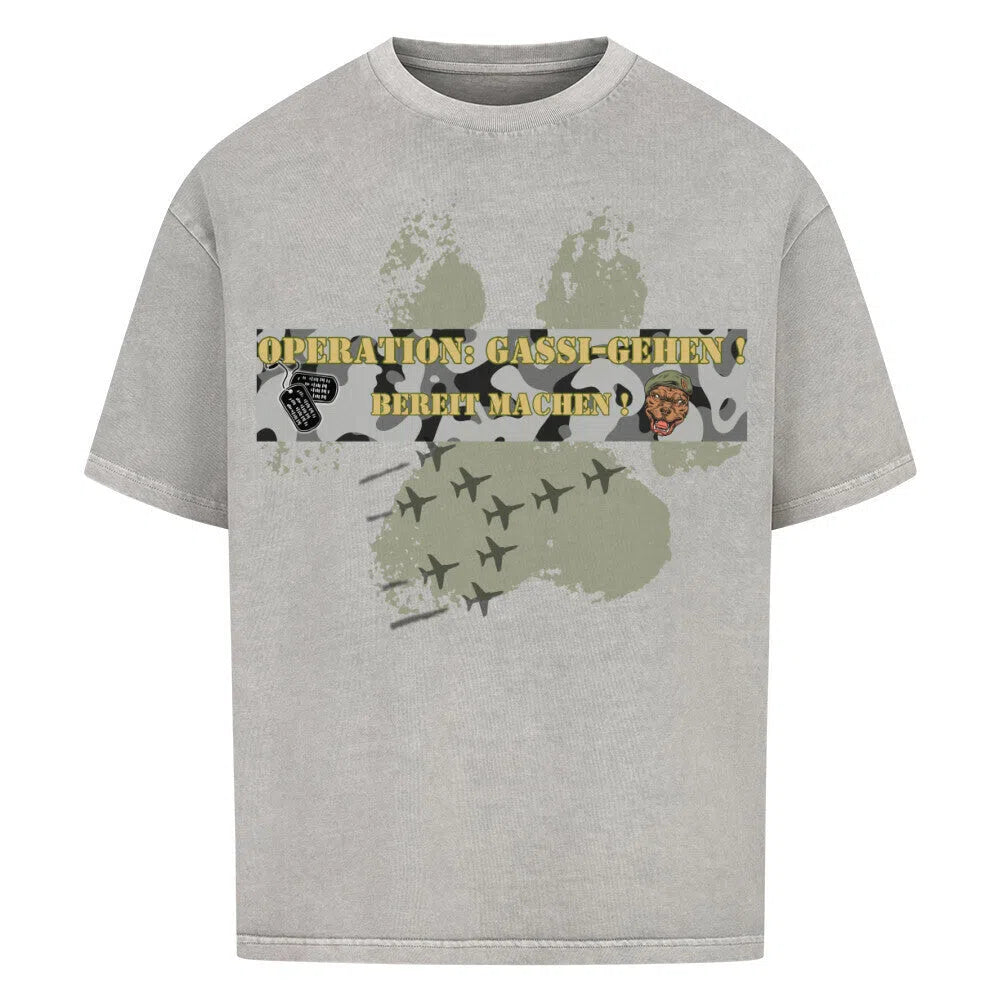 OPERATION: Feindliches Gebiet gesichert! 🪖🐾🔥 - T-Shirt im einzigartigen Crazy-Printz Design | Perfekt für Alltag & Style