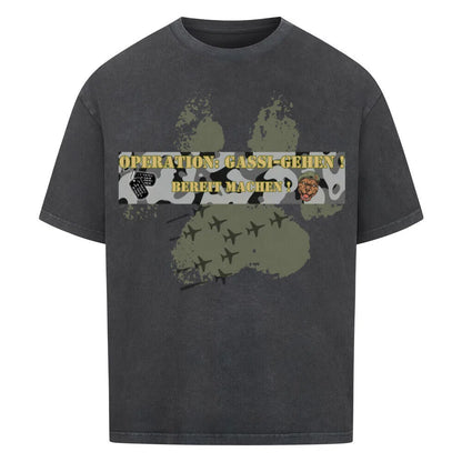 OPERATION: Feindliches Gebiet gesichert! 🪖🐾🔥 - T-Shirt im einzigartigen Crazy-Printz Design | Perfekt für Alltag & Style